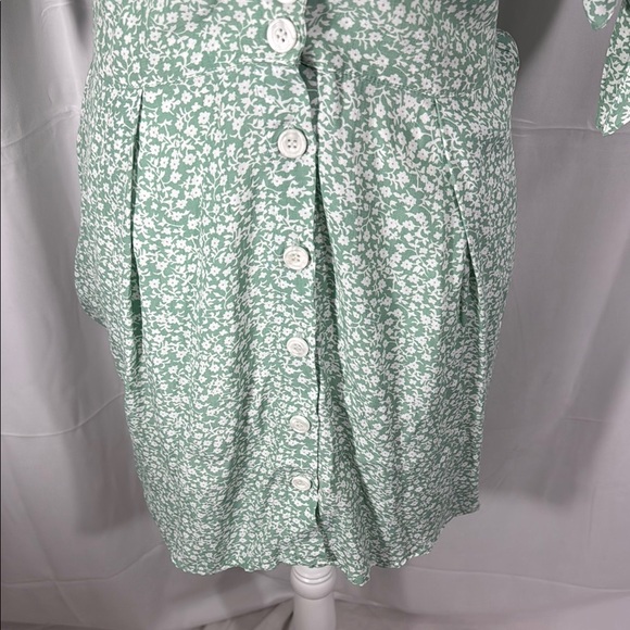 Faithfull The Brand Mariann Green Floral Button Mini Dress Size 6 (M) - Picture 5 of 10